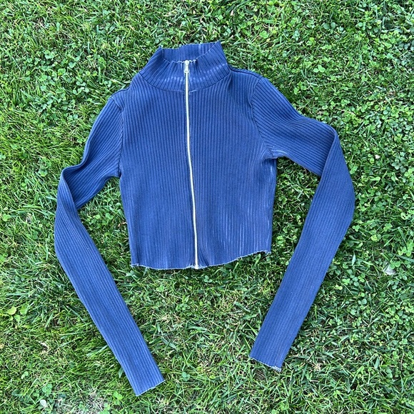 Cotton citizen Ibiza turtleneck/ mock neck top - Picture 6 of 12